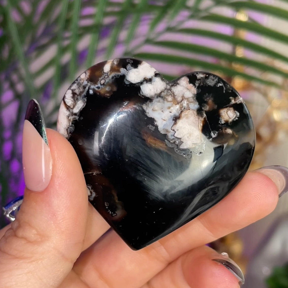 Black Flower Agate Heart