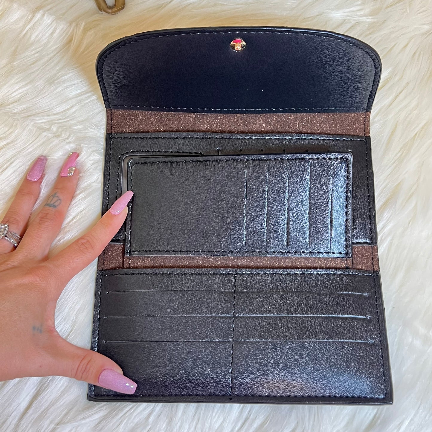 Ella Wallet
