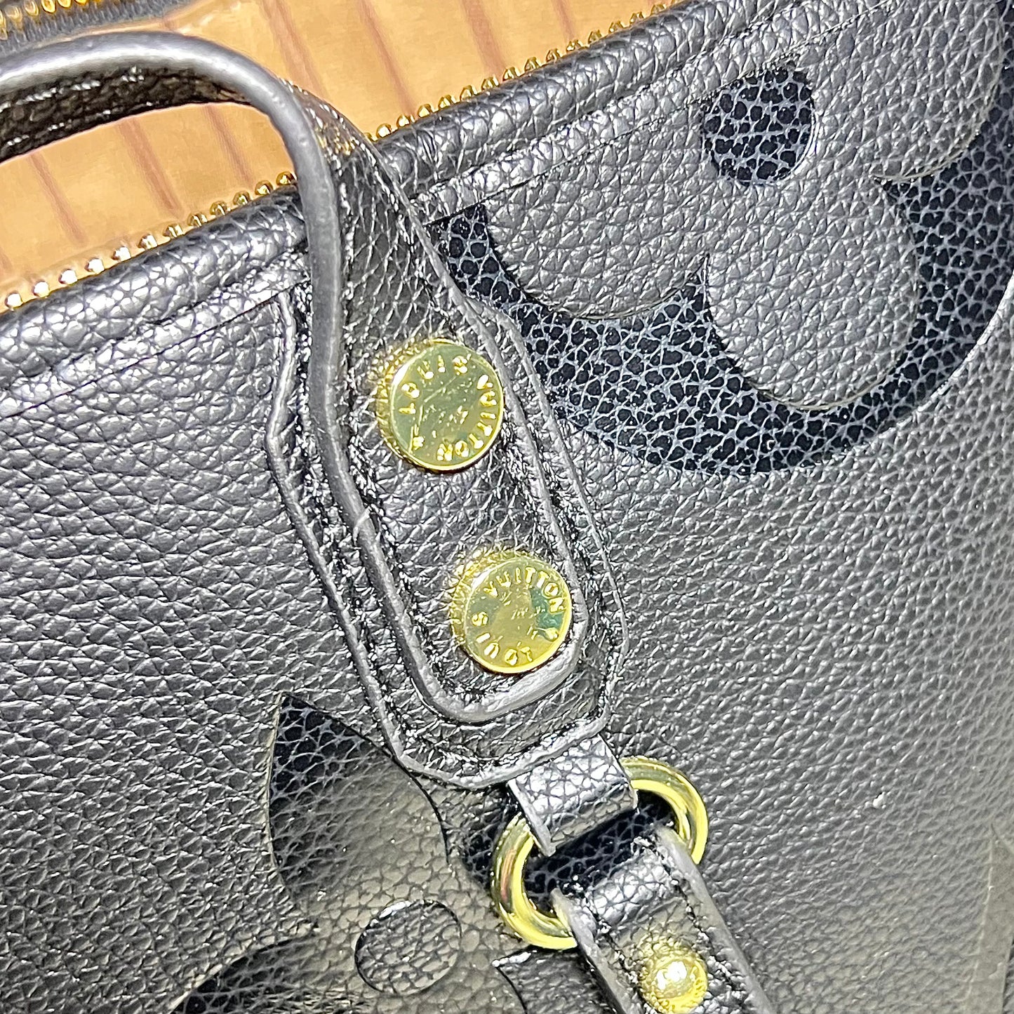 LU Big Black Bag