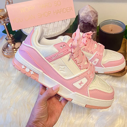 Sneakers size 8*ON HAND*