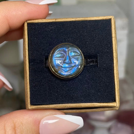 Labradorite Moon Face size 7 - Jayde and Jewels