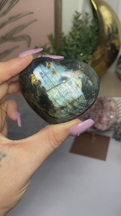 Flashy Labradorite Heart