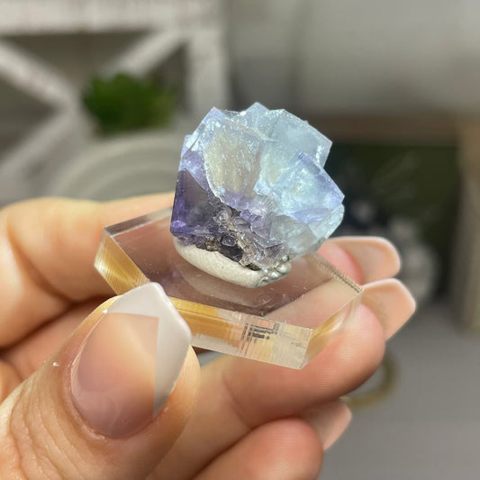 UV Reactive YGX Fluorite - Jayde and Jewels